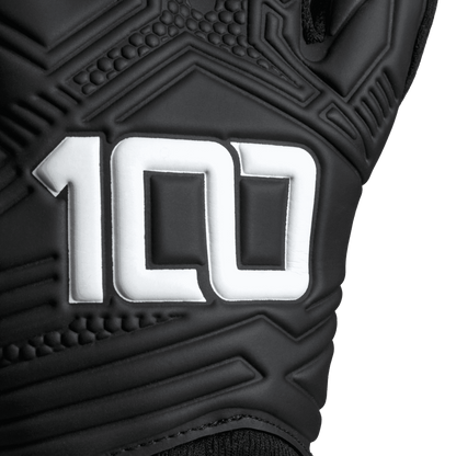 Omen (Black/White)